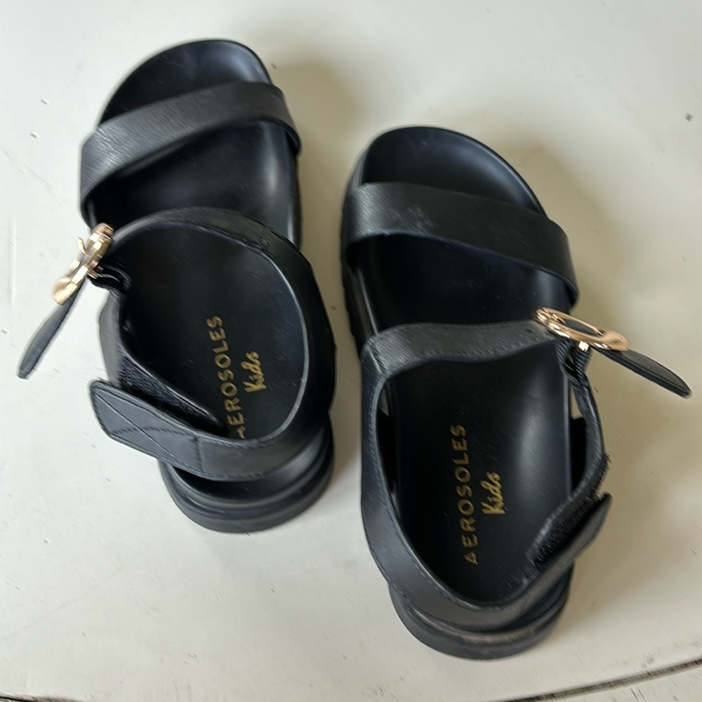 🌺Aerosoles kids sandals